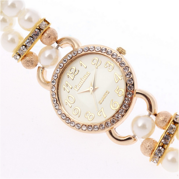 Lady Luxury White Flower Pearl Quartz Bracelet Watch